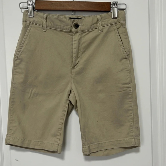 Children’s Place Boys khaki Uniform shorts size 8 - Picture 1 of 3